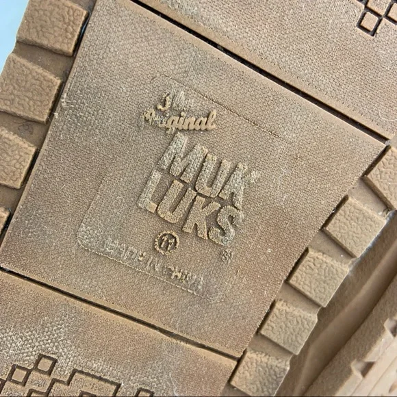 MUK LUKS Tan Grey Sweater Knit Booties Size 11 - Picture 9 of 10